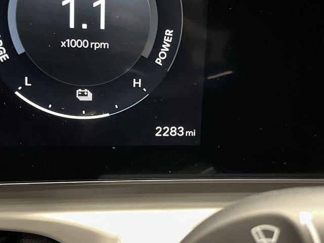 Used 2025 Hyundai Tucson Limited image 6