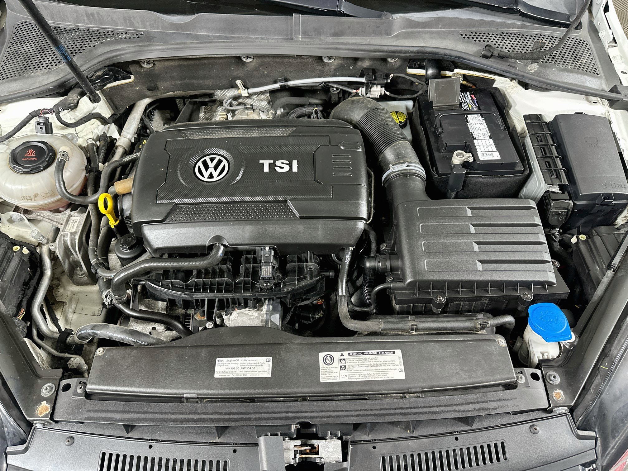 Used 2018 Volkswagen GTI SE w/ SE Leather Package FWD image 28