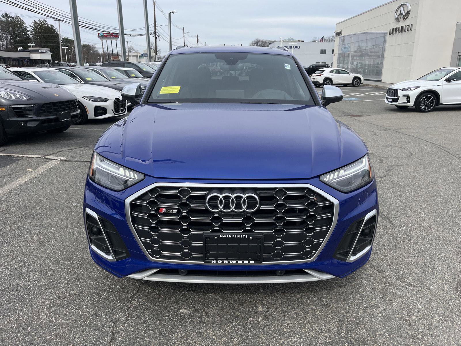 Used 2024 Audi SQ5 Prestige w/ Prestige Package AWD/4WD image 8