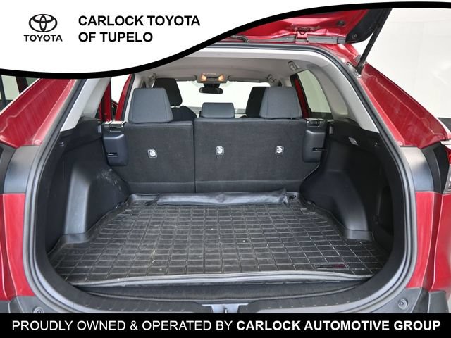 Used 2019 Toyota RAV4 LE FWD image 22