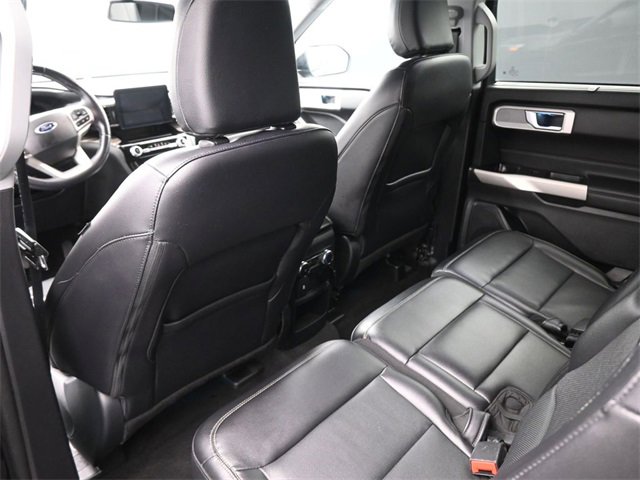 Used 2021 Ford Explorer Limited w/ Equipment Group 301A image 10