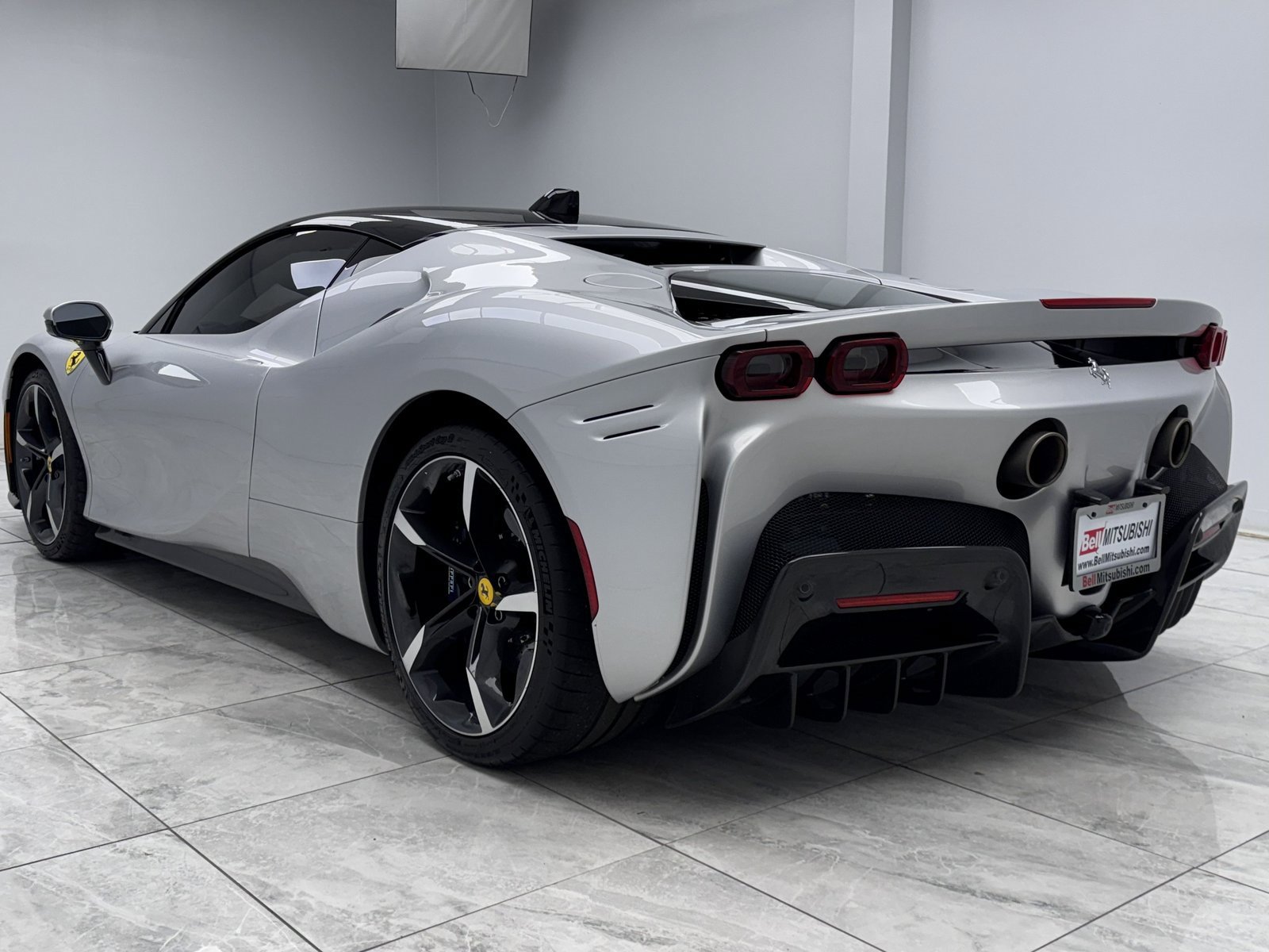 Used 2021 Ferrari SF90 Stradale image 5