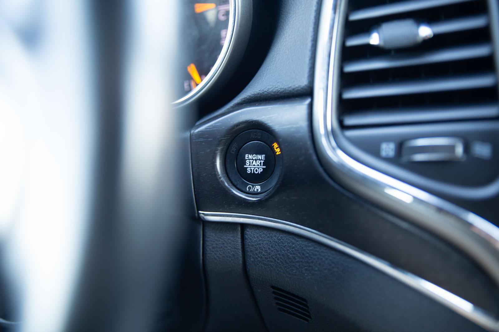 Used 2018 Jeep Grand Cherokee Limited image 13