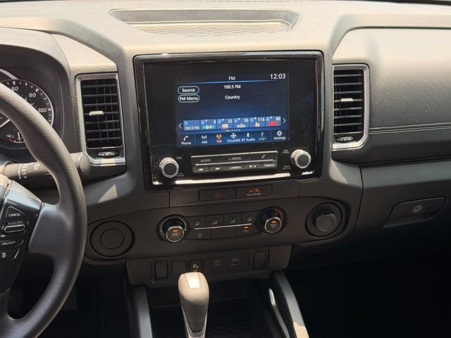 Used 2022 Nissan Frontier SV w/ Technology Package RWD image 14