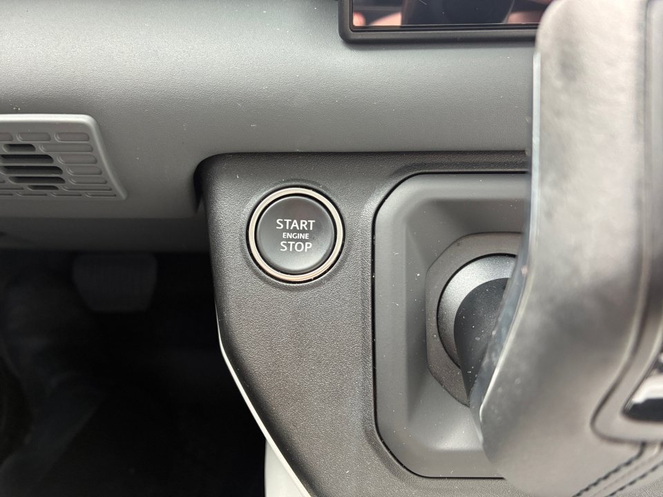 Used 2025 Land Rover Defender 110 S AWD/4WD image 20