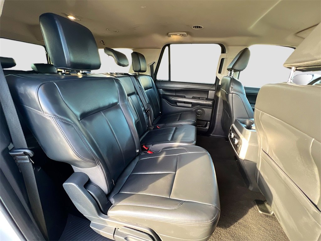Used 2024 Ford Expedition Max XLT image 28