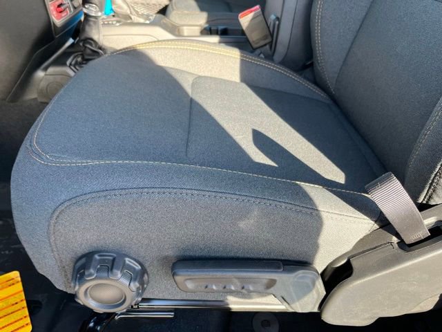 New 2026 Jeep Gladiator Sport AWD/4WD image 16