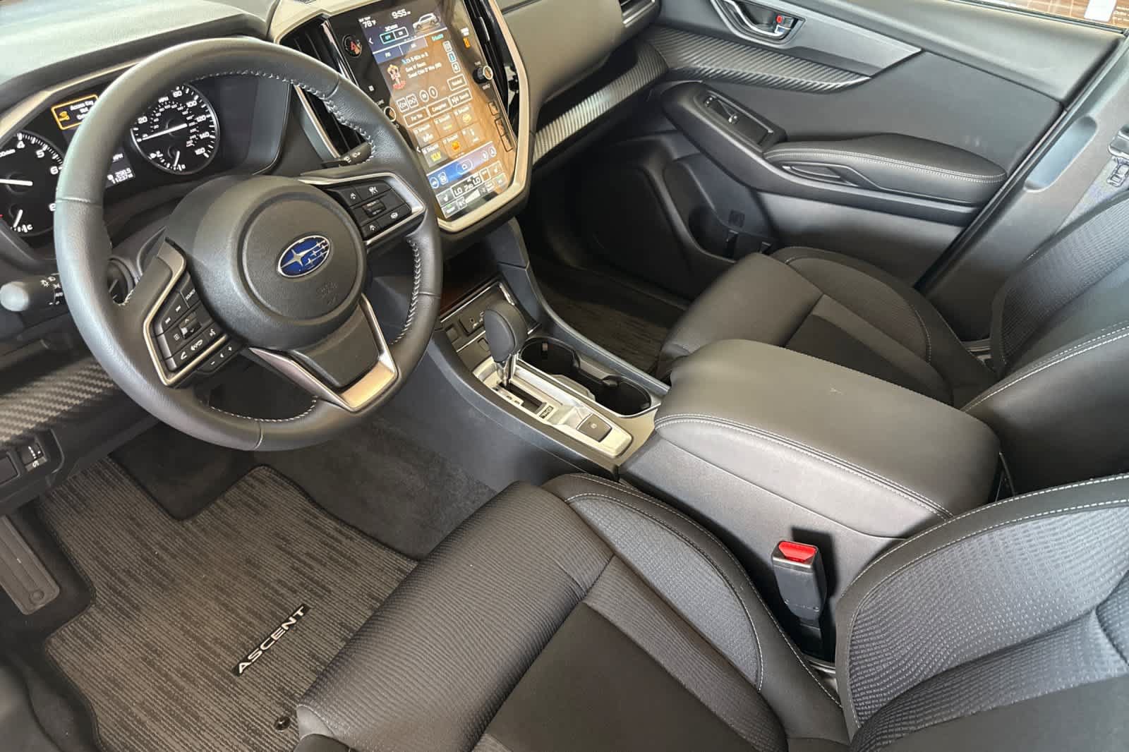 Used 2025 Subaru Ascent Premium AWD/4WD image 9