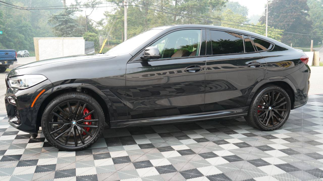 Used 2021 BMW X6 M50i w/ Executive Package AWD/4WD image 17