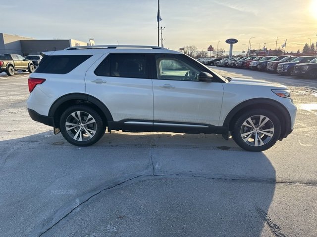 Used 2020 Ford Explorer Platinum w/ Premium Technology Package image 8