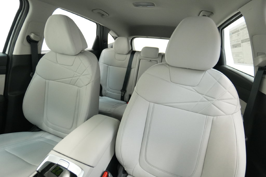 New 2026 Hyundai Tucson SE AWD/4WD image 16