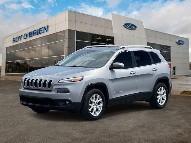 Used 2017 Jeep Cherokee Latitude w/ Safety/Convenience Group