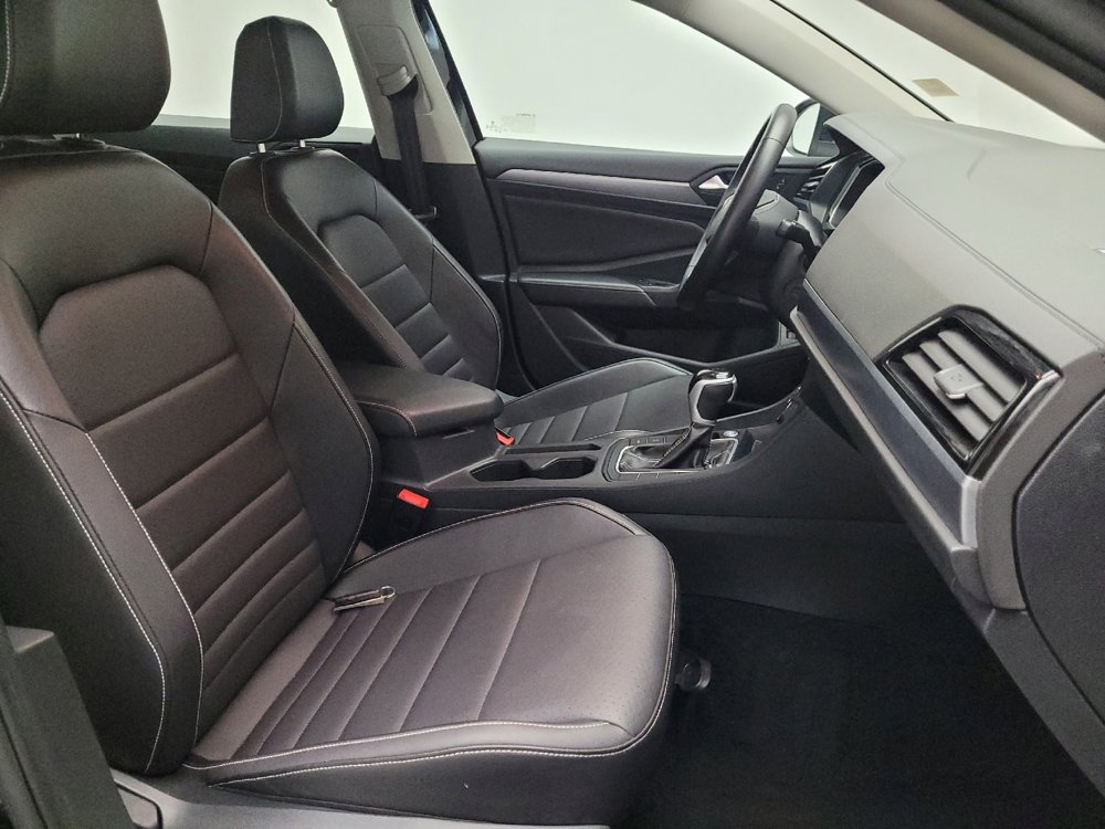 Used 2024 Volkswagen Jetta SE image 21