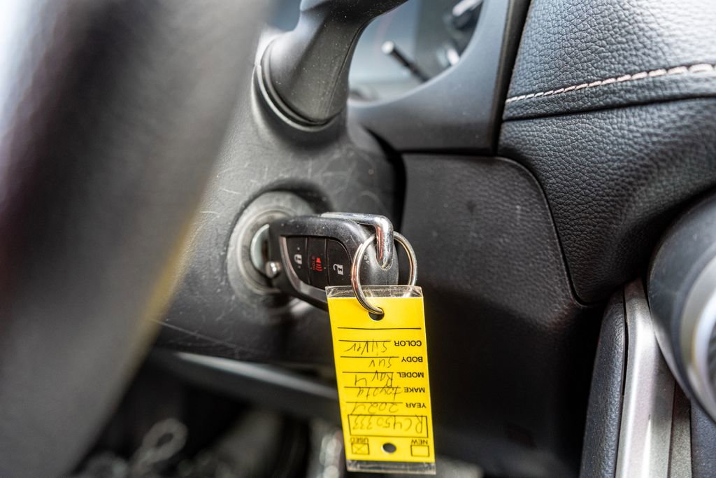 Used 2024 Toyota RAV4 LE image 29