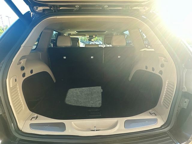 Used 2019 Jeep Grand Cherokee Limited image 28