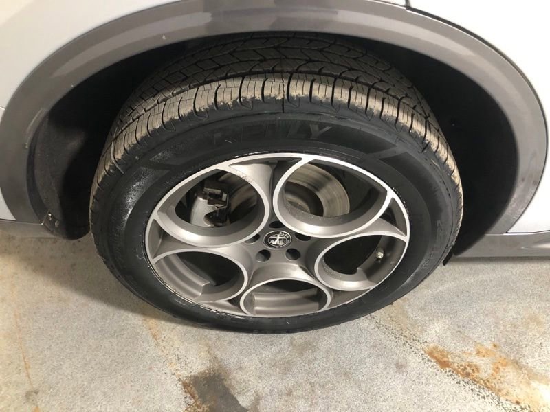 Used 2022 Alfa Romeo Stelvio Ti w/ Active Assist Plus Package image 42