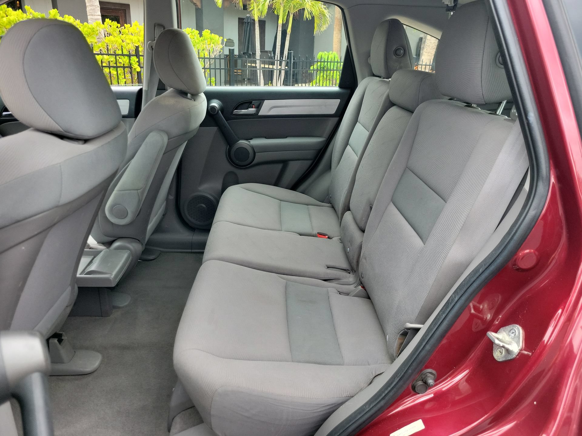Used 2011 Honda CR-V LX image 17