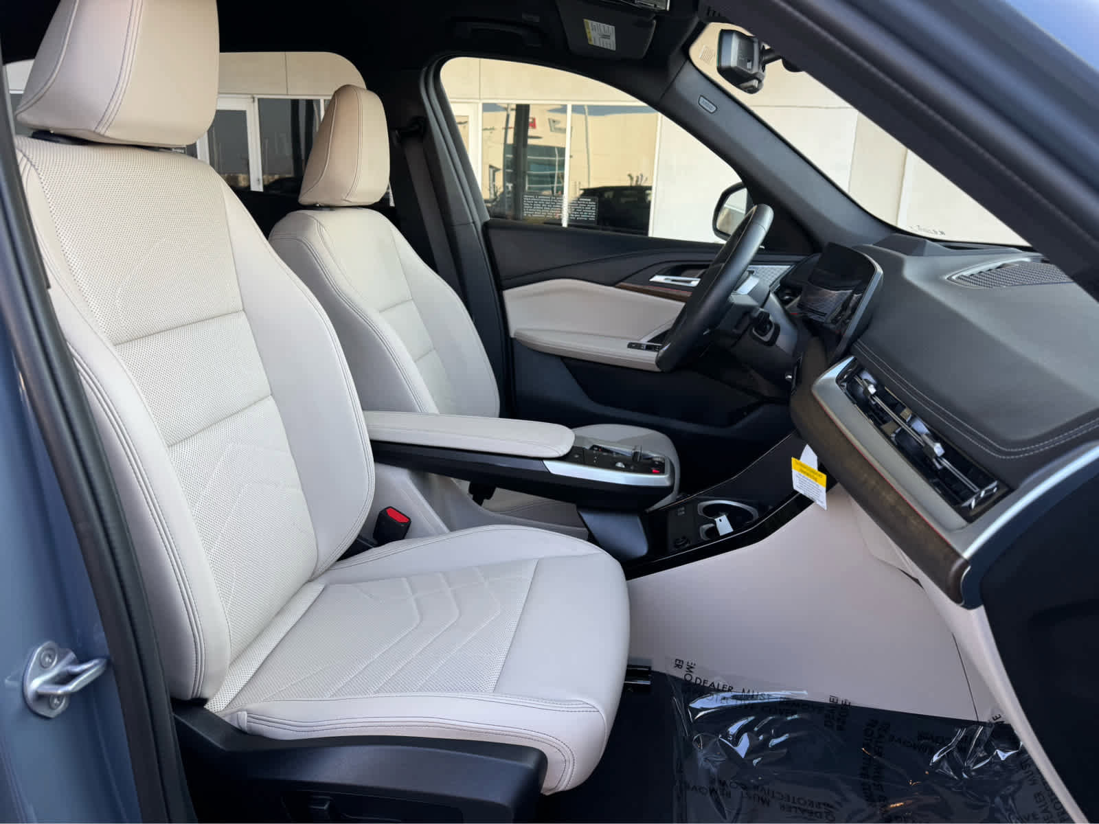 Used 2025 BMW X1 xDrive28i w/ Technology Package image 23