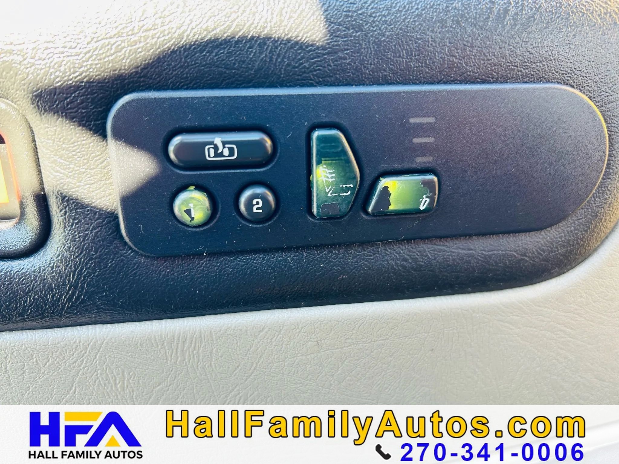 Used 2003 HUMMER H2 w/ Preferred Equipment Group AWD/4WD image 16