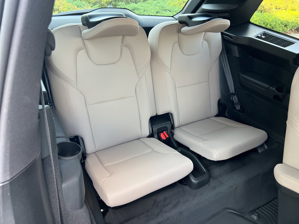 New 2026 Volvo XC90 B6 Plus image 37