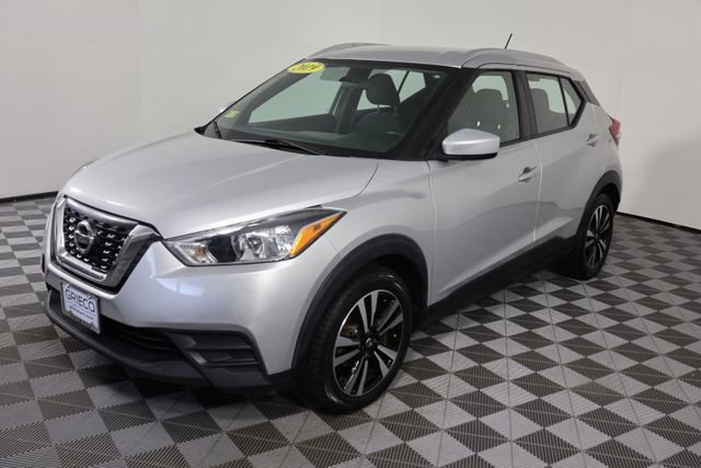 Used 2019 Nissan Kicks SV FWD image 4