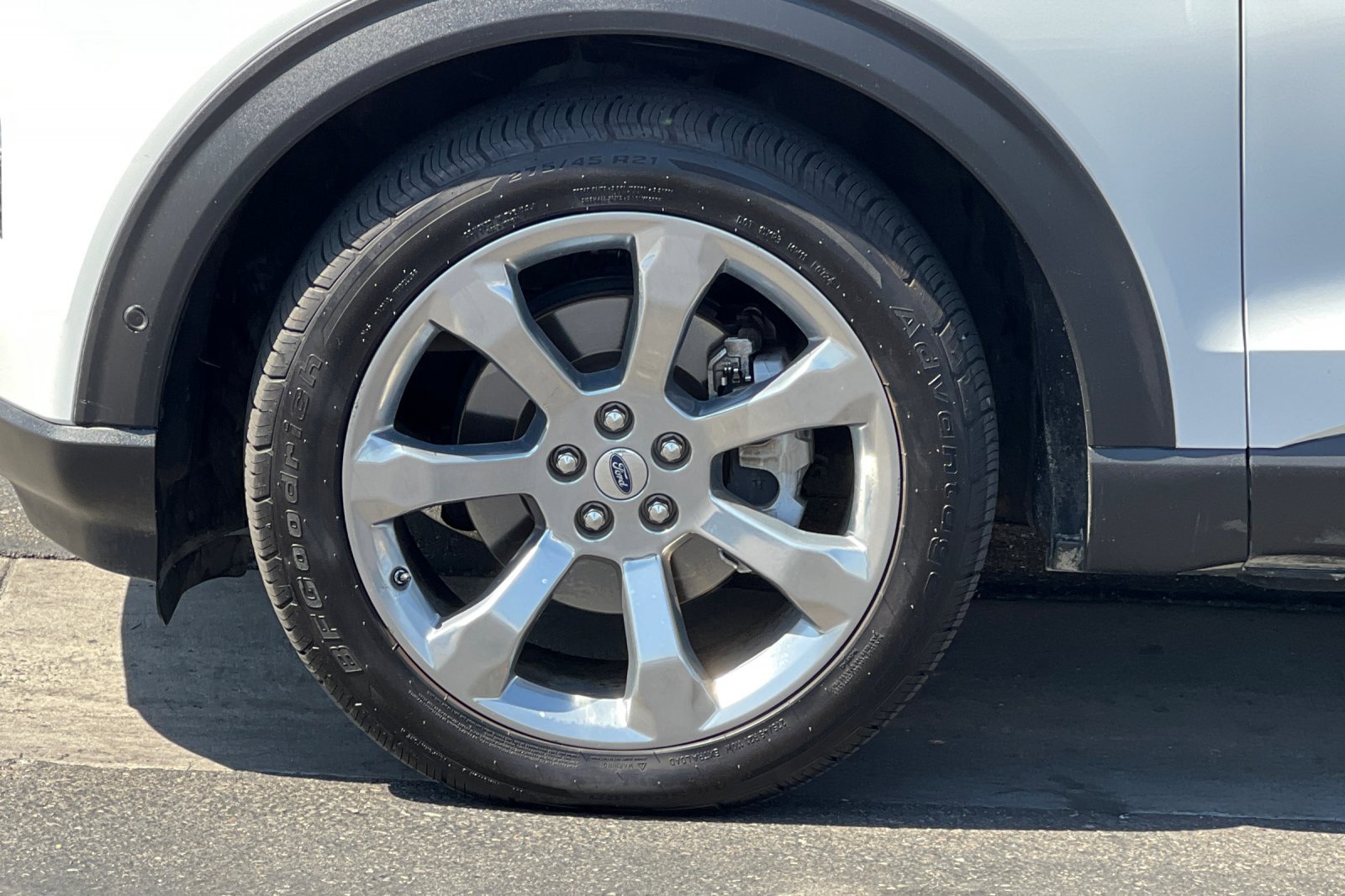 Used 2020 Ford Explorer Platinum w/ Premium Technology Package image 28