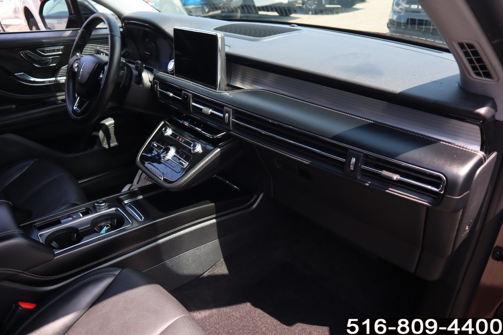 Used 2022 Lincoln Corsair AWD w/ Premium Package image 23