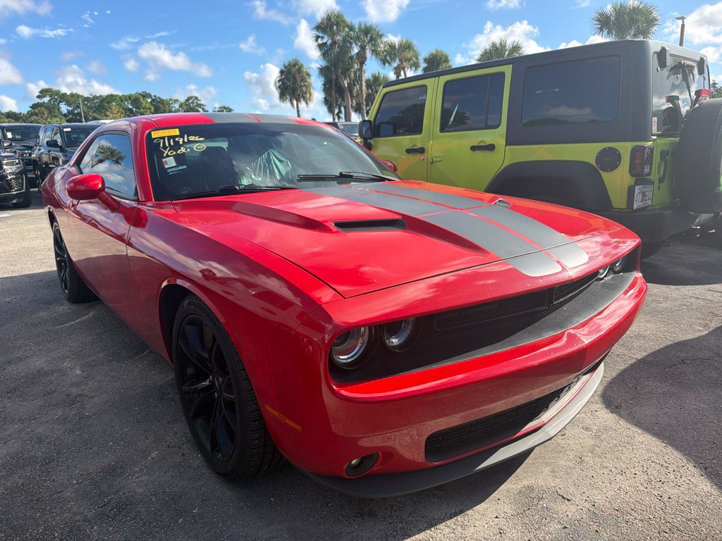 Used 2017 Dodge Challenger SXT Plus RWD image 1