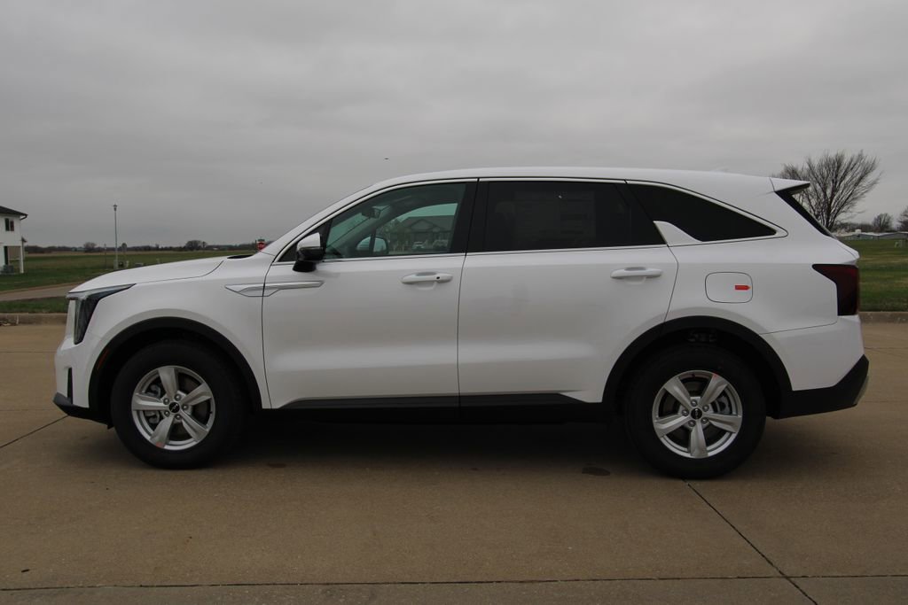 New 2026 Kia Sorento LX image 16