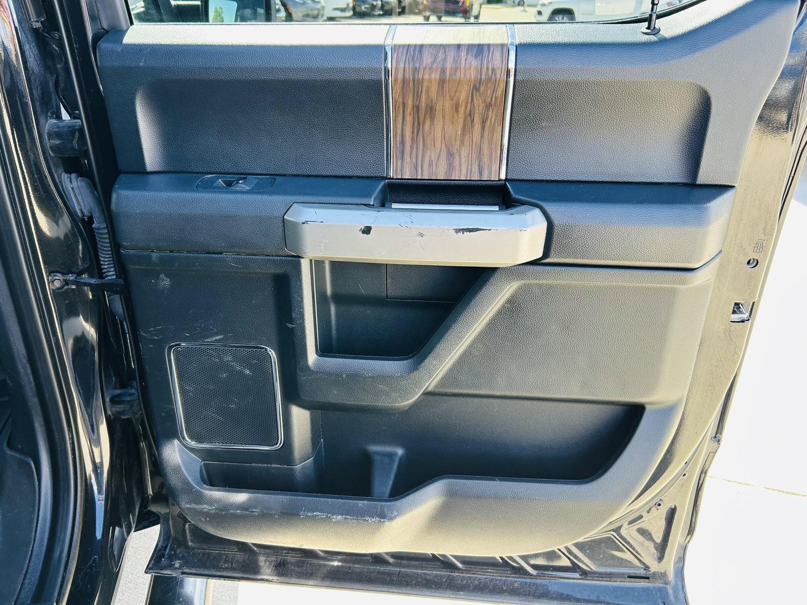 Used 2020 Ford F150 Lariat AWD/4WD image 28