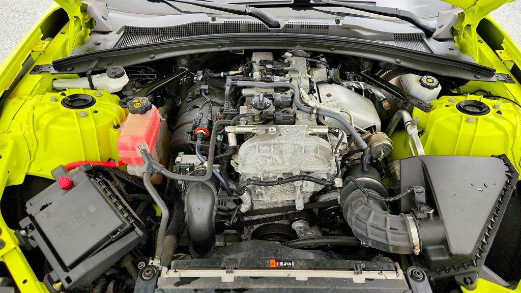 Used 2019 Chevrolet Camaro LS RWD image 24