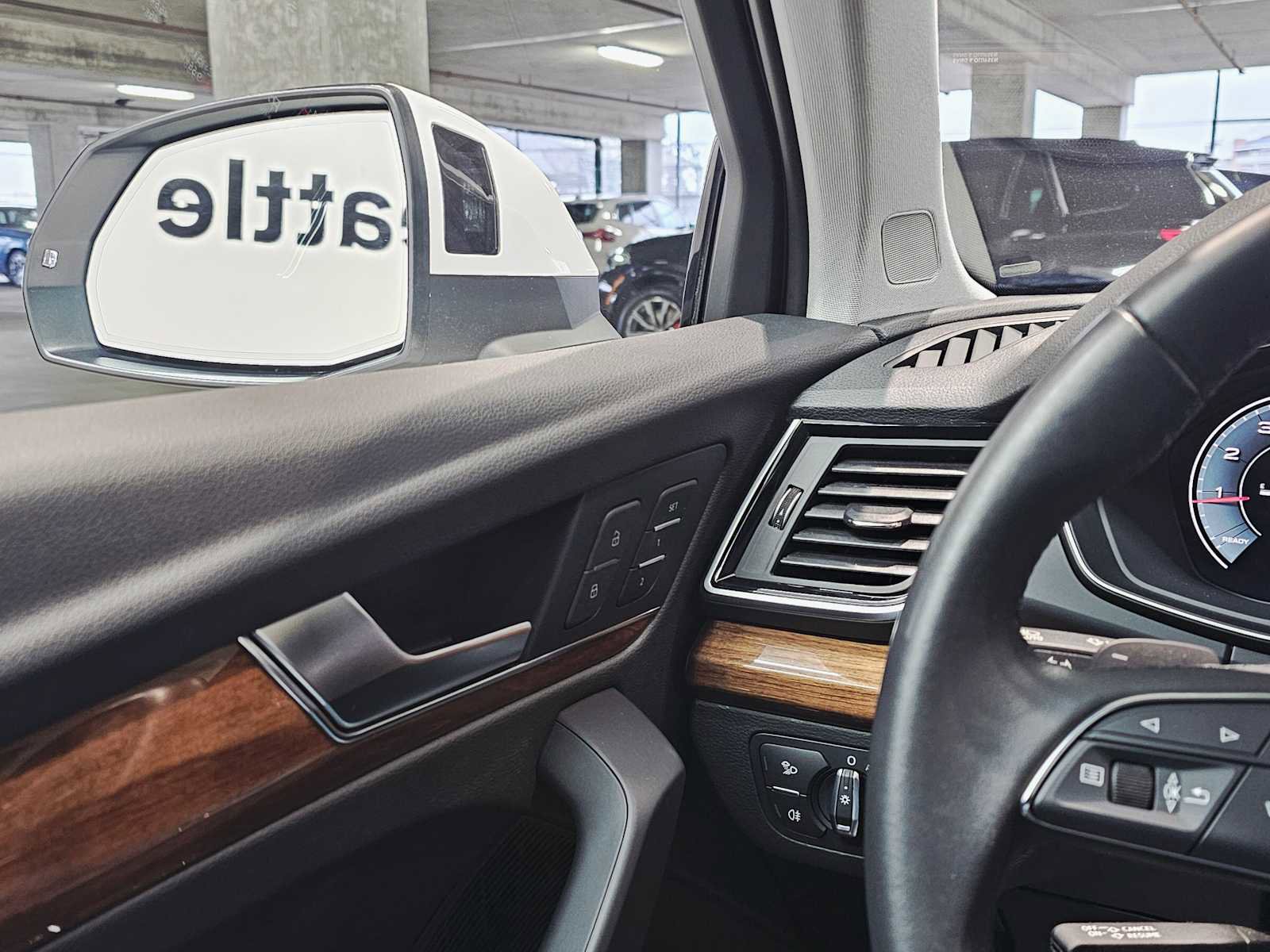 Used 2023 Audi Q5 Prestige image 22