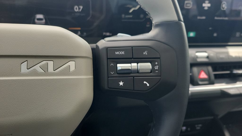 Used 2025 Kia K4 EX w/ GT-Line Sunroof Package FWD image 22