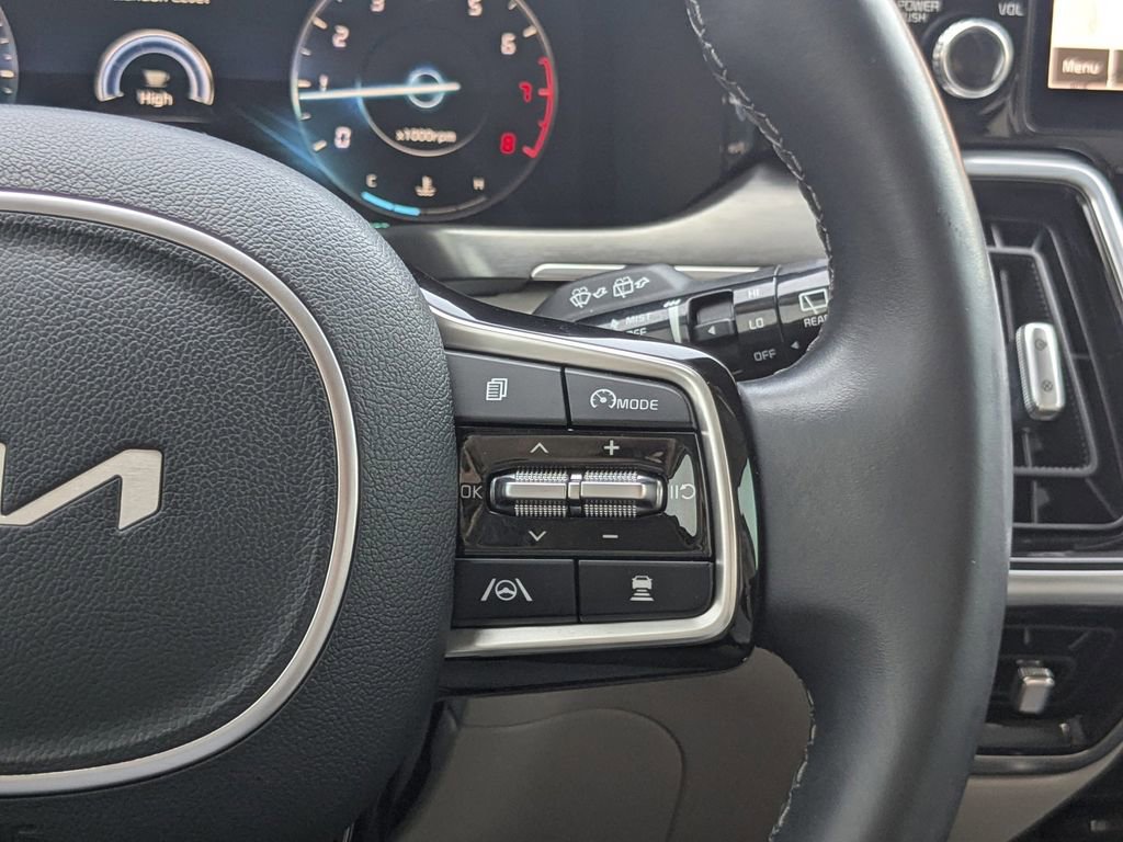 Used 2023 Kia Sorento SX image 29