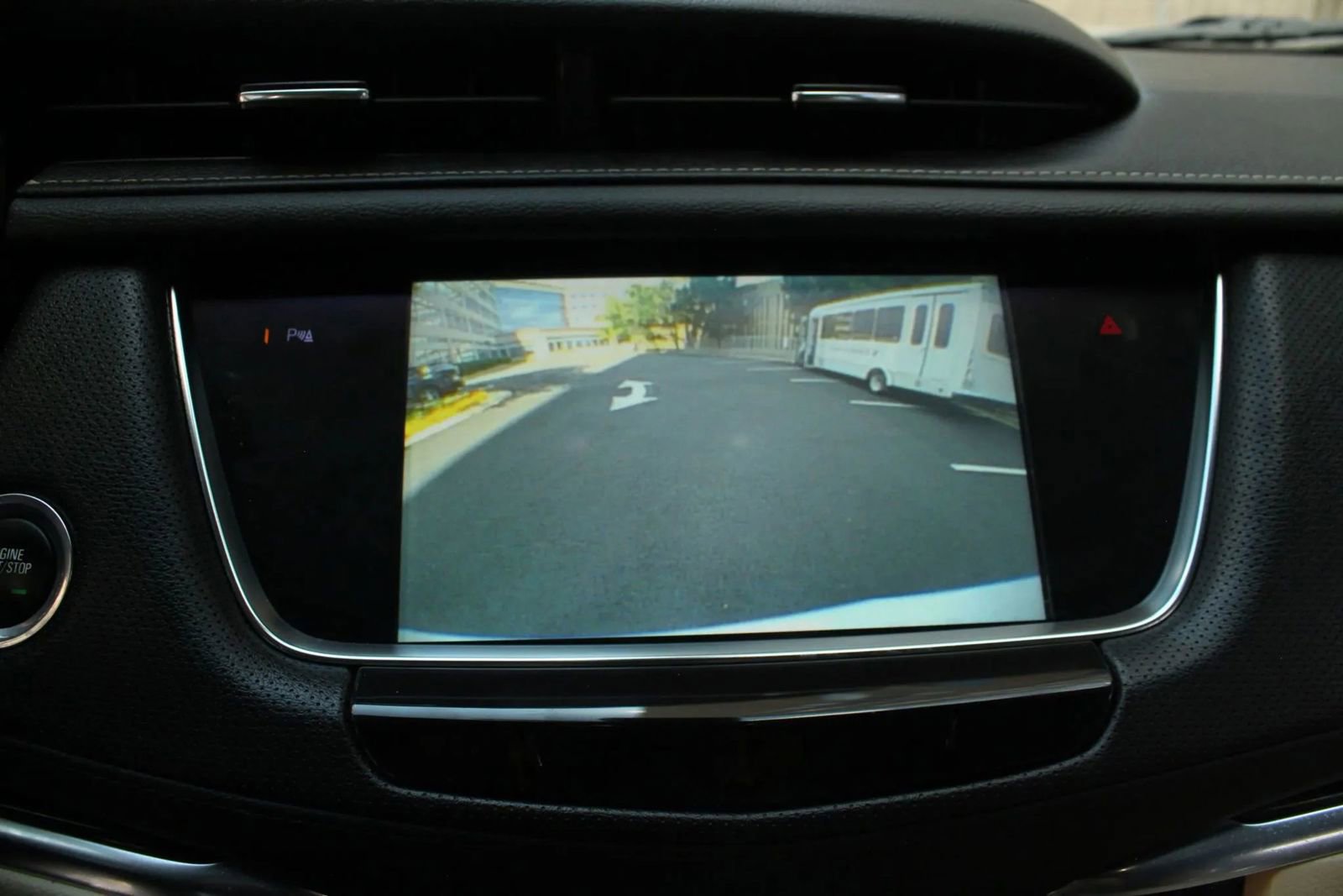 Used 2018 Cadillac XT5 AWD image 79