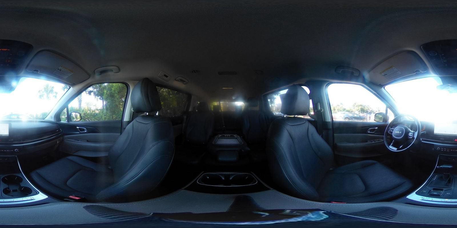Used 2026 Kia Carnival FWD image 44