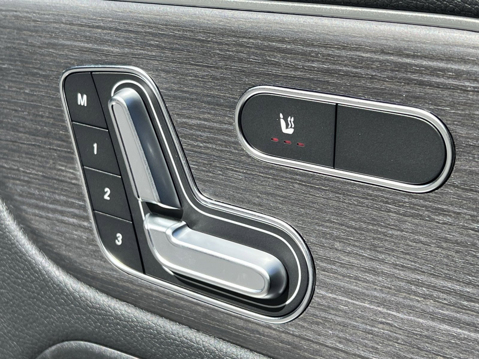 Used 2026 Mercedes-Benz GLA 250 4MATIC image 33