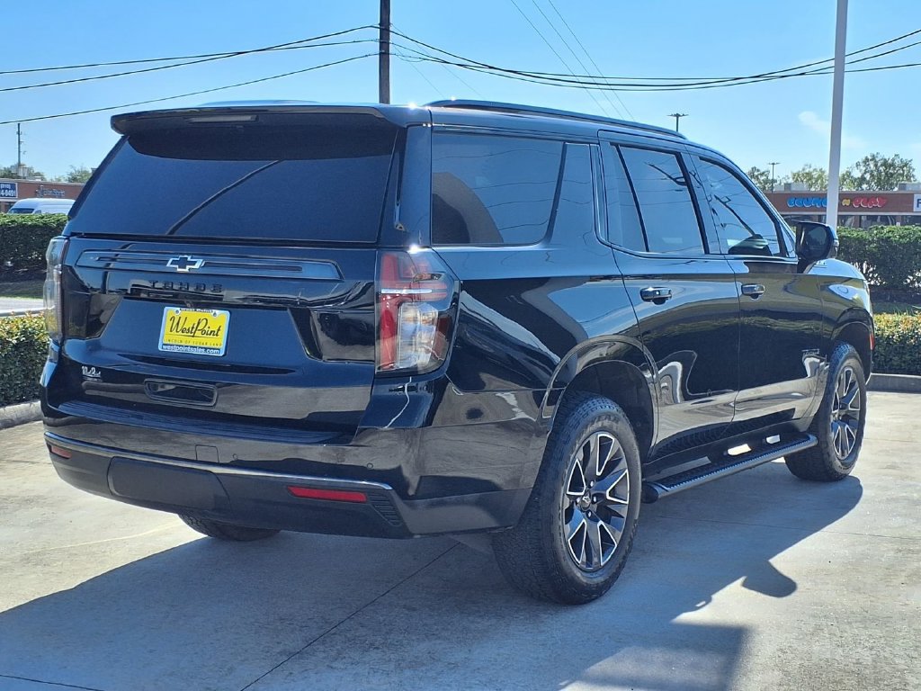 Used 2022 Chevrolet Tahoe Z71 w/ Luxury Package AWD/4WD image 2