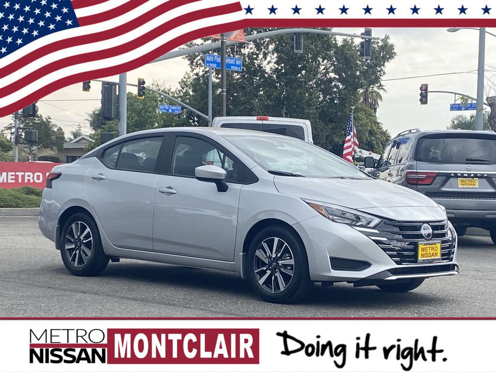 New 2025 Nissan Versa SV w/ Trunk Package