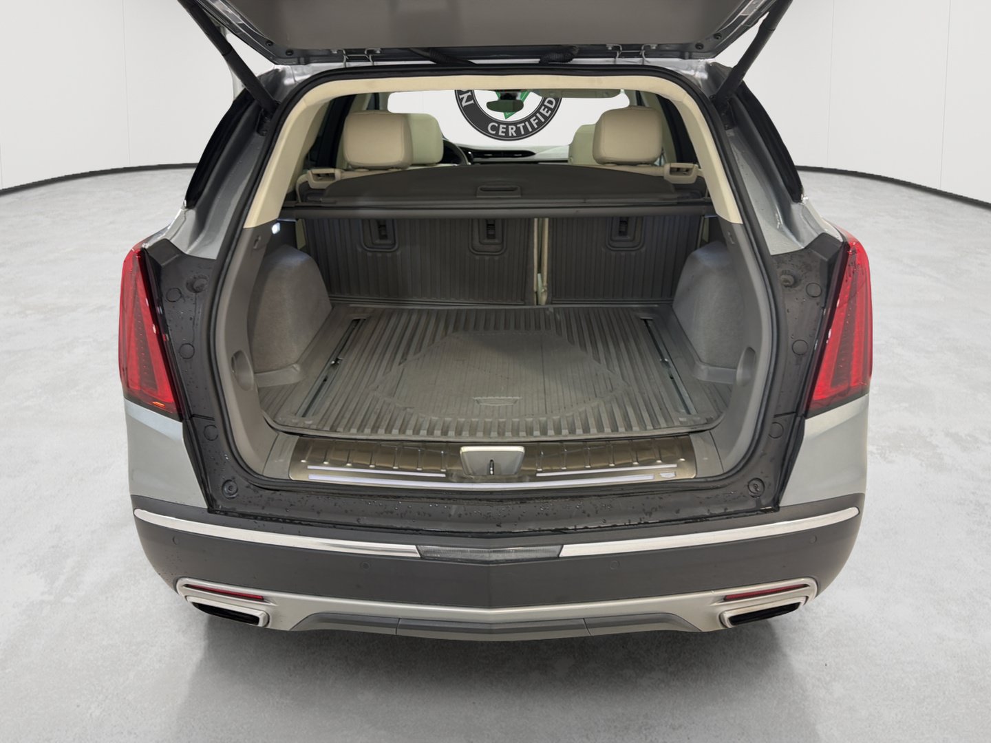 Used 2024 Cadillac XT5 Premium Luxury w/ Technology Package FWD image 25