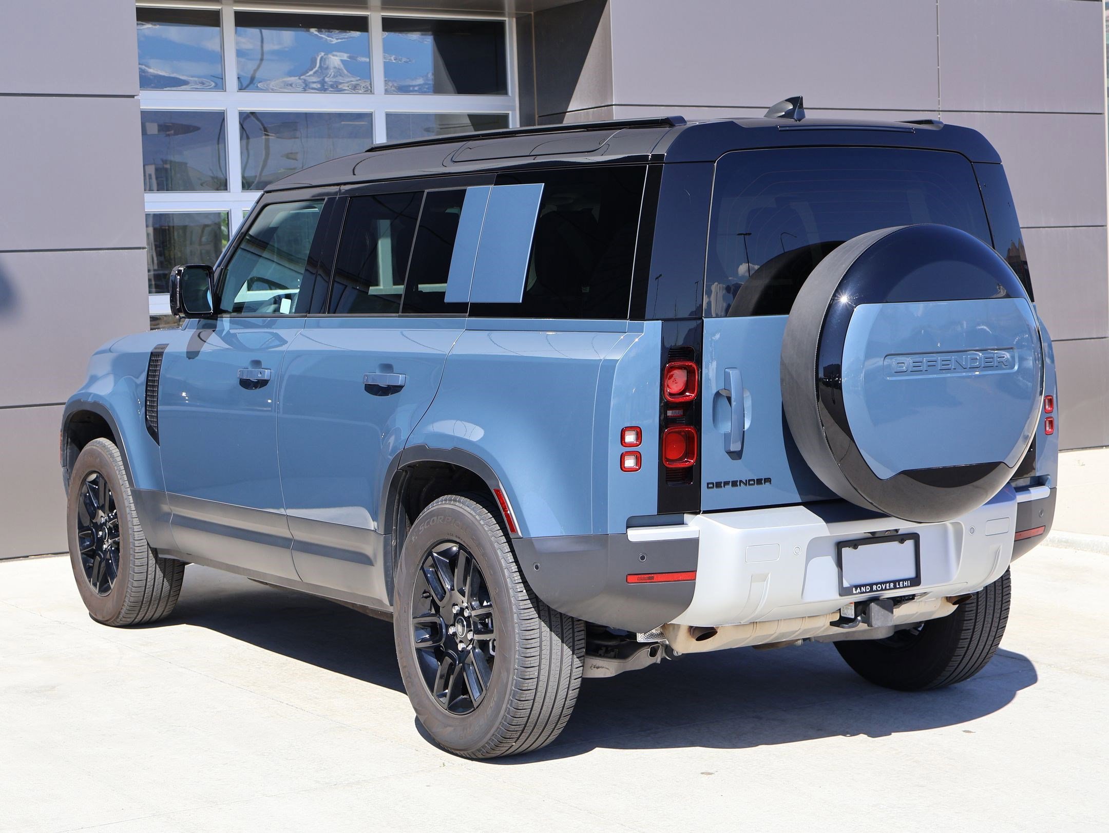 Certified 2025 Land Rover Defender 110 S image 10