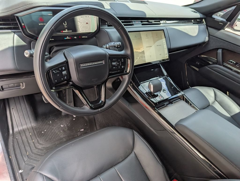 Used 2024 Land Rover Range Rover Sport Dynamic SE AWD/4WD image 4