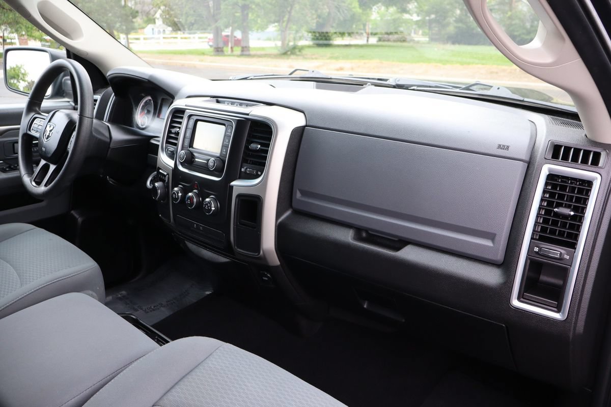Used 2020 RAM 1500 Classic SLT RWD image 17