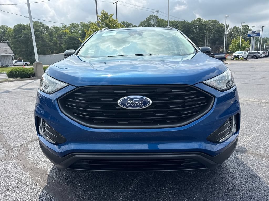 Used 2024 Ford Edge SEL w/ Sport Appearance Package AWD/4WD video 3