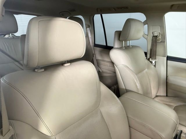Used 2014 Lexus LX 570 4WD image 28