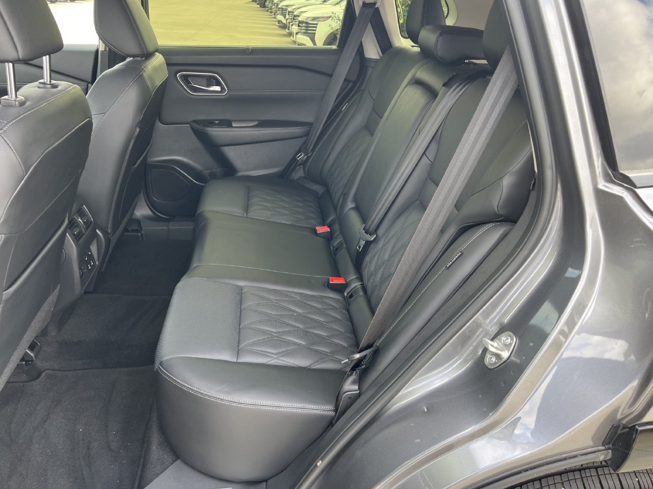 Certified 2026 Nissan Rogue Platinum w/ Platinum Premium Package AWD/4WD image 21