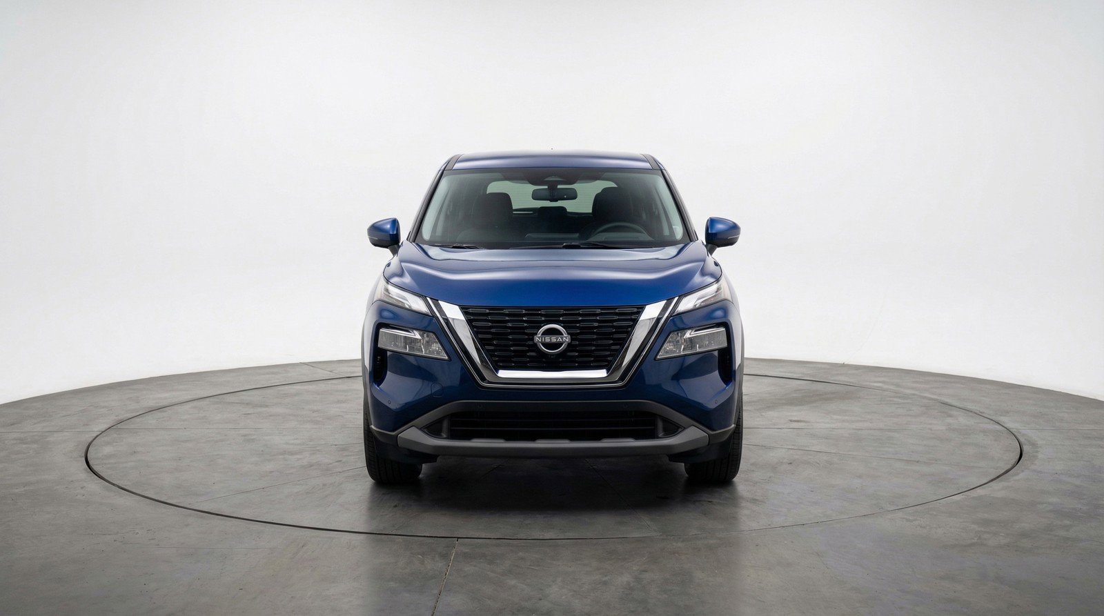 Used 2025 Nissan Rogue SV FWD image 2