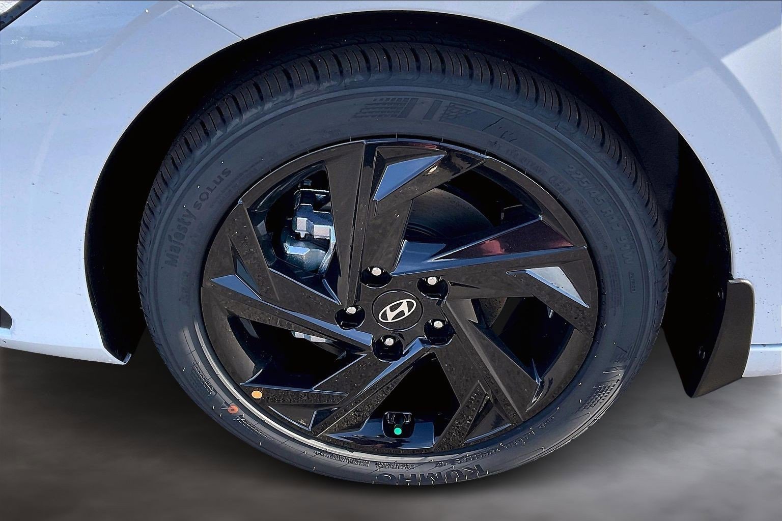 New 2026 Hyundai Elantra Sport image 12