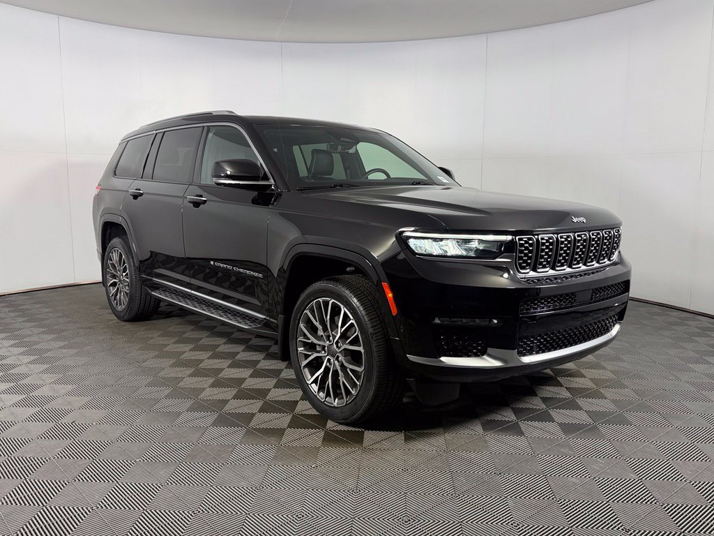 Certified 2023 Jeep Grand Cherokee L Summit AWD/4WD image 3