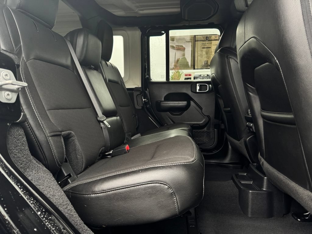 Used 2023 Jeep Wrangler Unlimited Sport AWD/4WD image 14